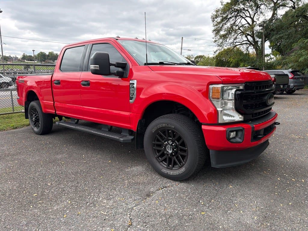 2022 Ford Super Duty F-250 SRW XLT — photo 1 of 10