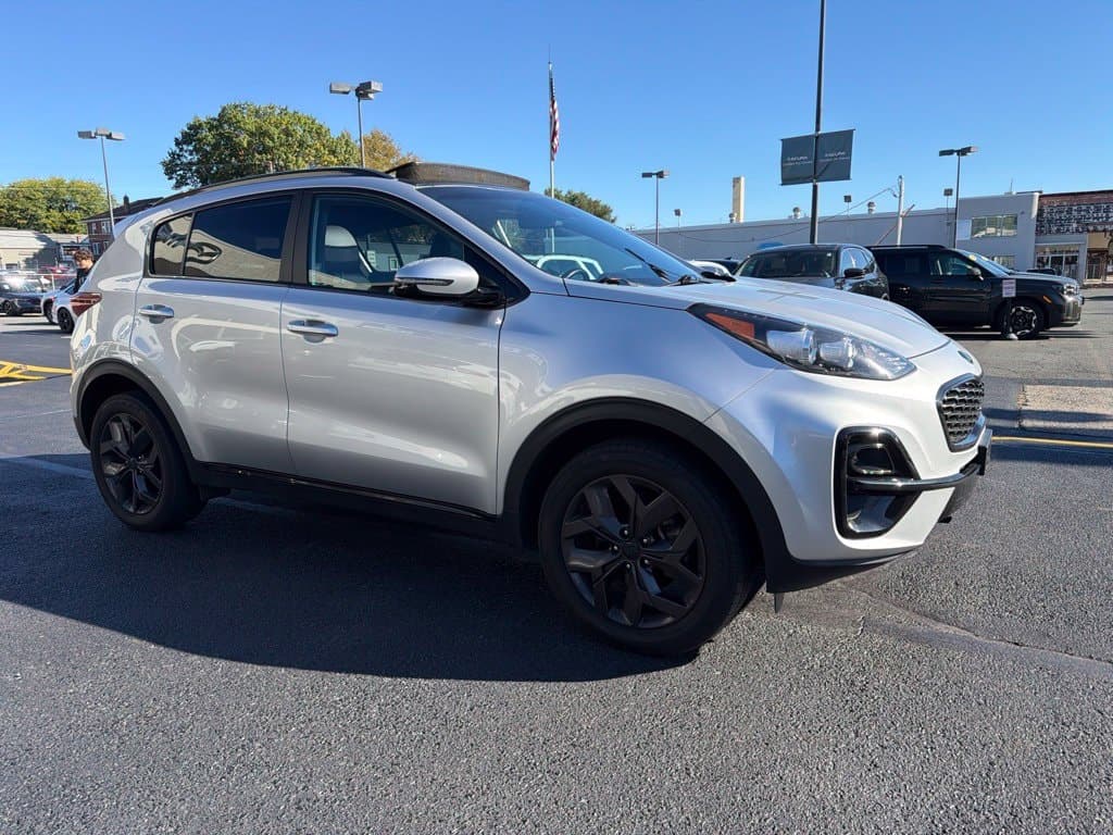 2021 Kia Sportage S — photo 1 of 9