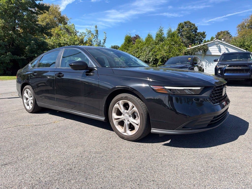 2024 Honda Accord Sedan LX — photo 1 of 10