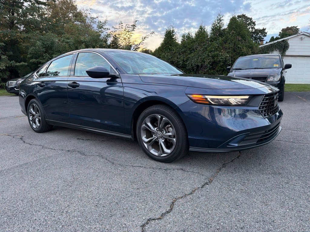 2024 Honda Accord Sedan EX — photo 1 of 10