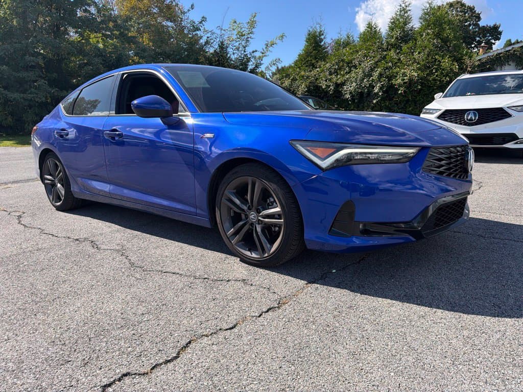 2025 Acura Integra Base — photo 1 of 10
