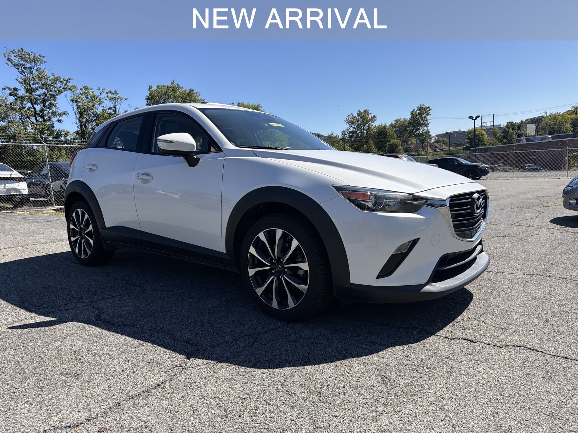 2019 Mazda CX-3 Touring — photo 1 of 9
