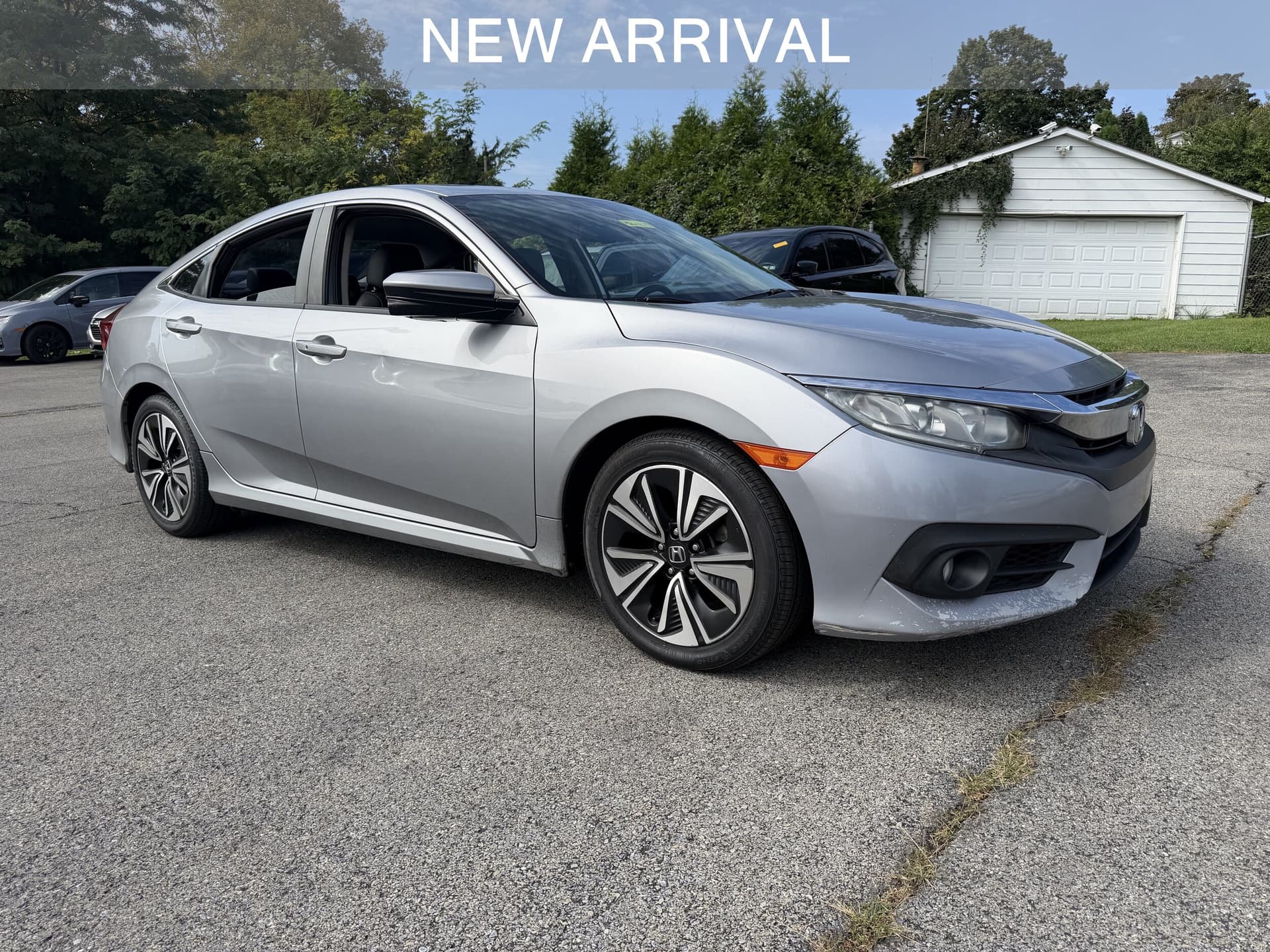 2016 Honda Civic Sedan EX-L — photo 1 of 9