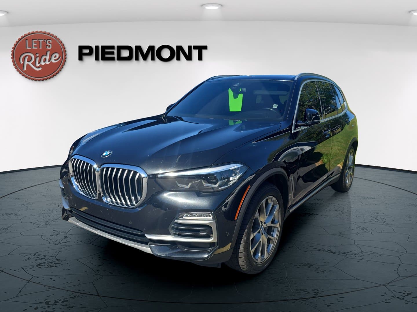 2019 BMW X5 xDrive40i — photo 1 of 3