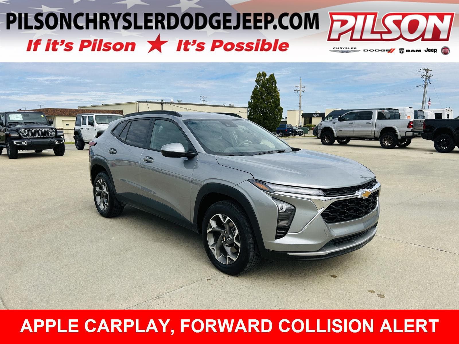 2026 Chevrolet Trax LT — photo 1 of 38