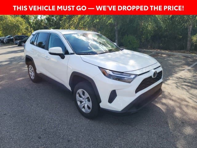 2023 Toyota RAV4 LE — photo 1 of 30