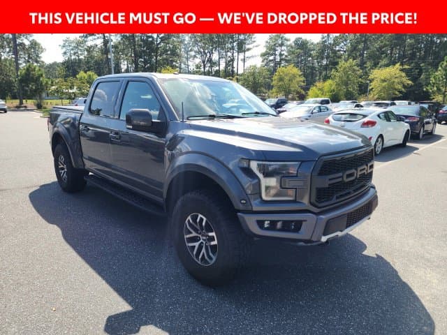 2017 Ford F-150 Raptor — photo 1 of 34