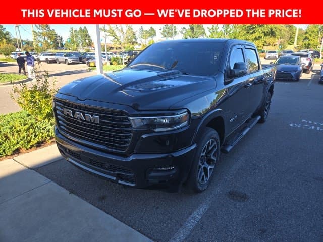 2025 RAM 1500 Laramie — photo 1 of 15