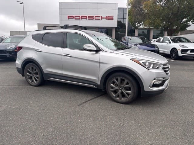 2018 Hyundai Santa Fe Sport Base — photo 1 of 13