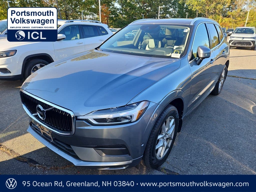 2019 Volvo XC60 Base — photo 1 of 4