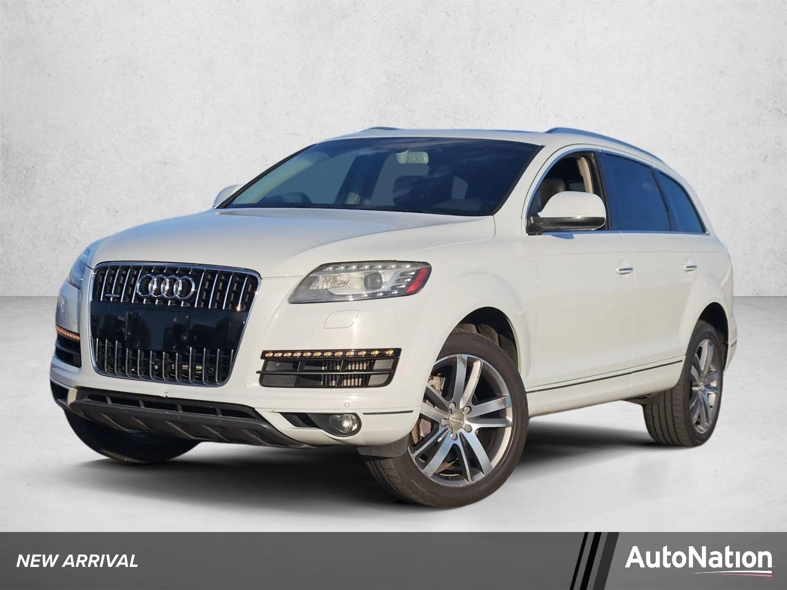 2015 Audi Q7 3.0L TDI Prestige — photo 1 of 16