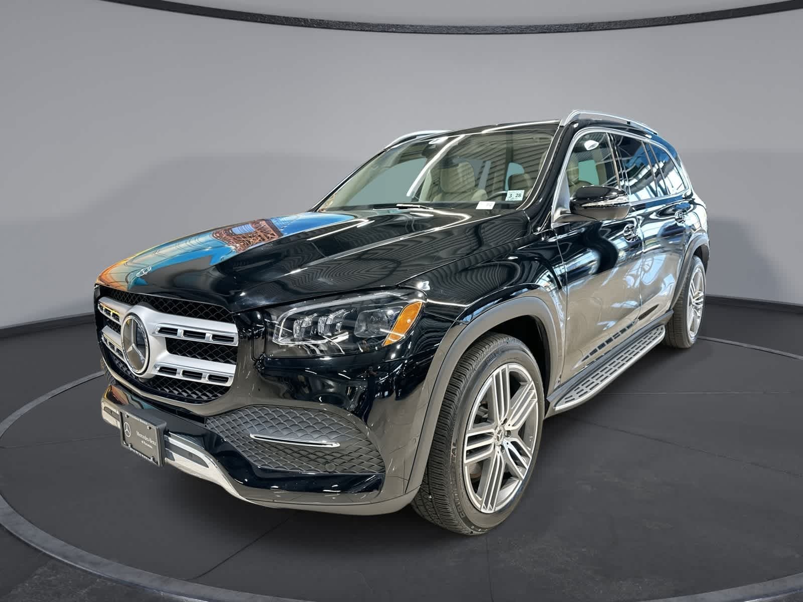 2023 Mercedes-Benz GLS Base — photo 1 of 32