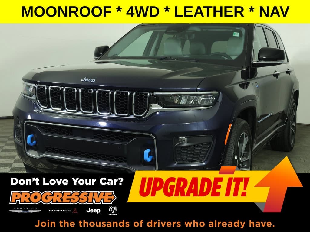 2022 Jeep Grand Cherokee Overland — photo 1 of 37