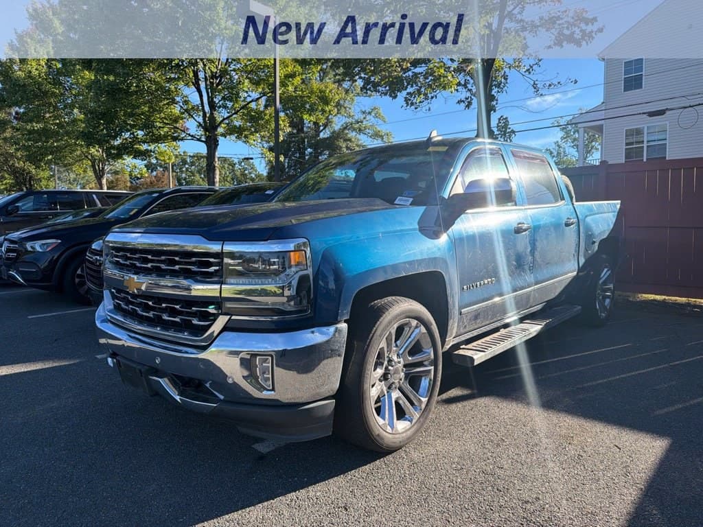 2017 Chevrolet Silverado 1500 LTZ — photo 1 of 9