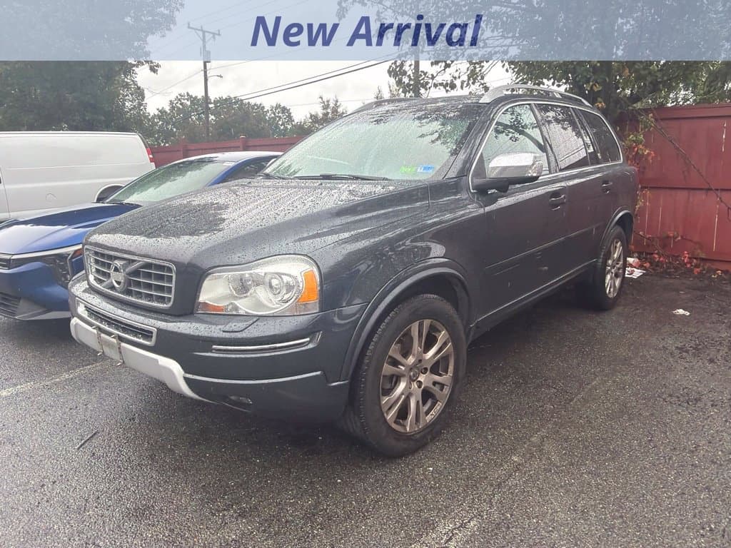 2014 Volvo XC90 Platinum — photo 1 of 10
