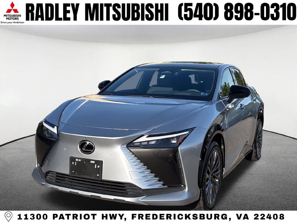 2023 Lexus RZ RZ 450e Luxury — photo 1 of 23