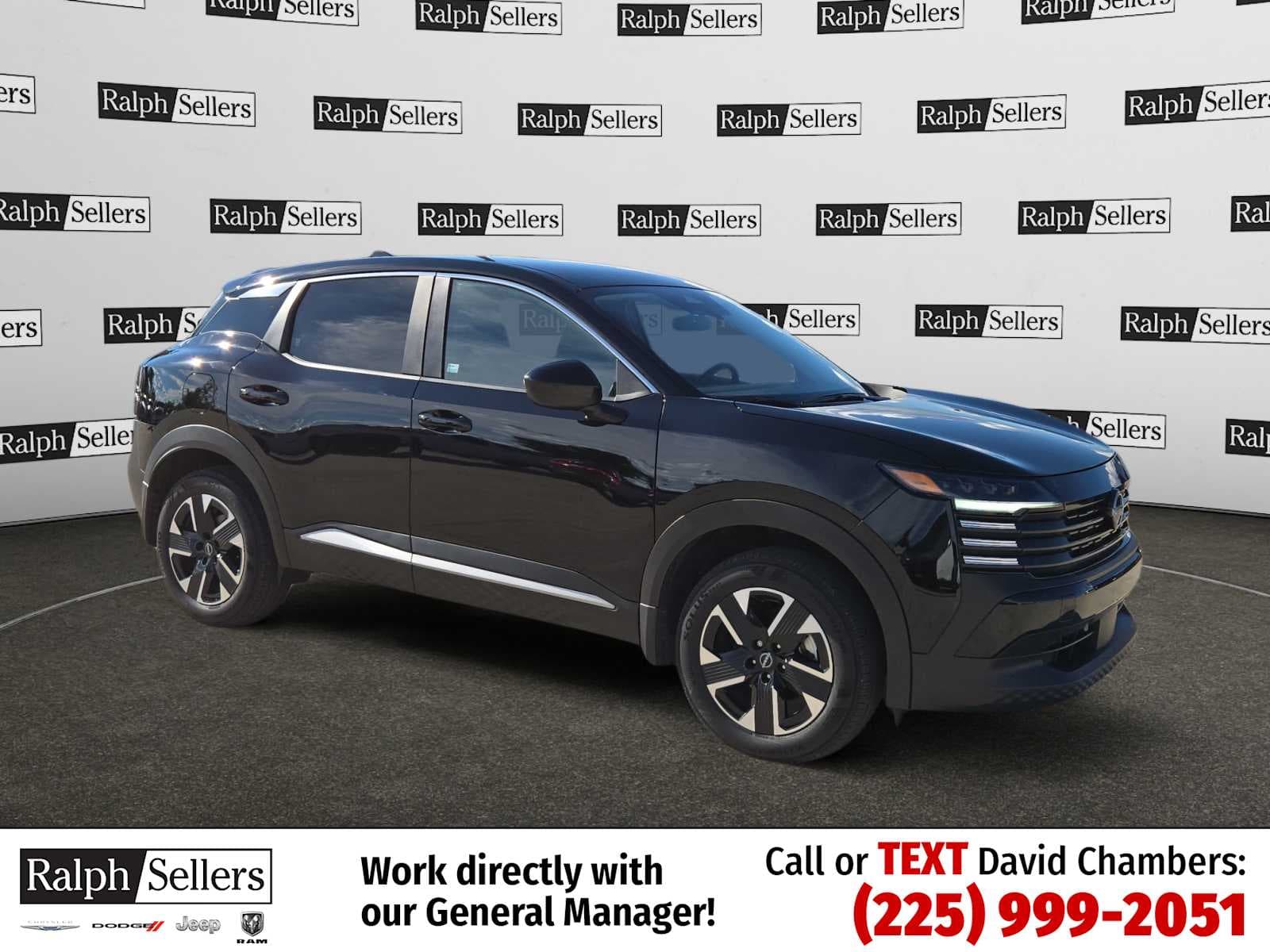 2025 Nissan Kicks SV — photo 1 of 8