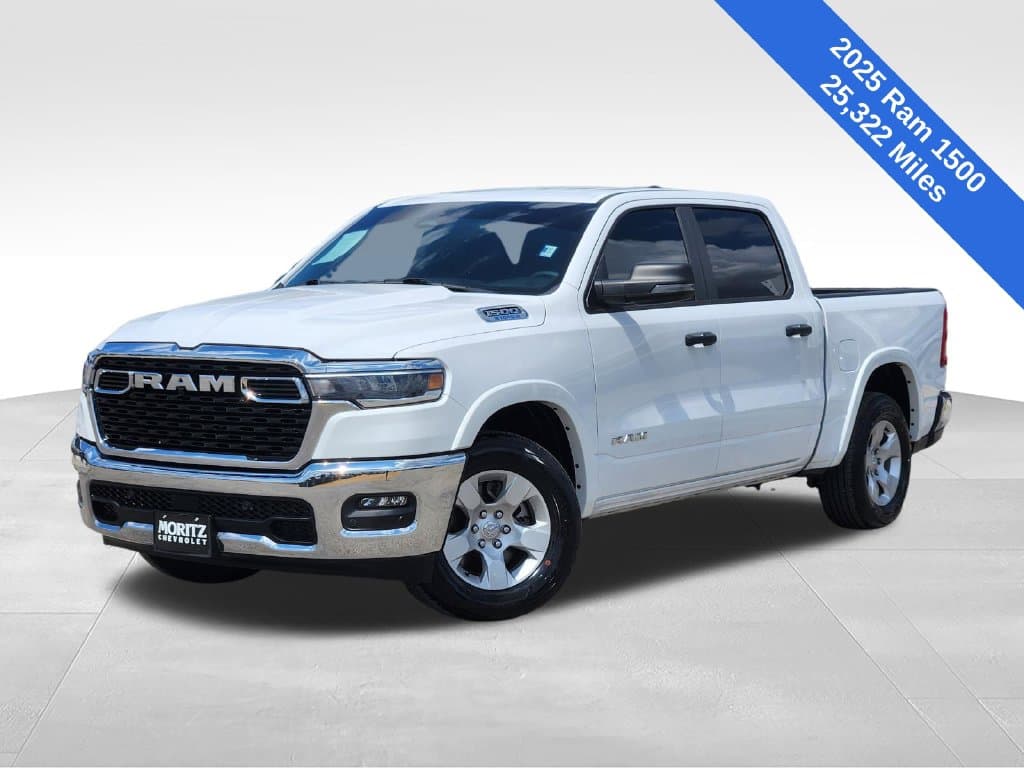 2025 RAM 1500 Base — photo 1 of 33
