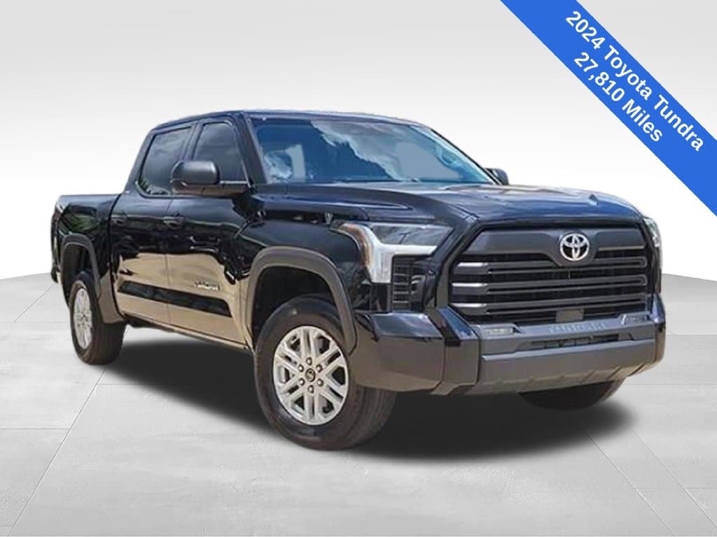2024 Toyota Tundra 4WD SR5 — photo 1 of 32