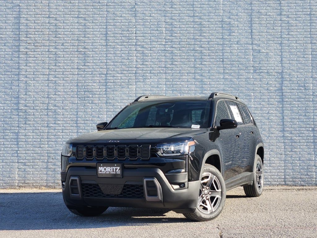 2026 Jeep Cherokee Laredo — photo 1 of 36