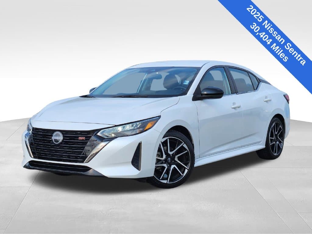 2025 Nissan Sentra SR — photo 1 of 32