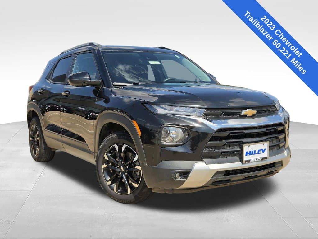 2023 Chevrolet Trailblazer LT — photo 1 of 33