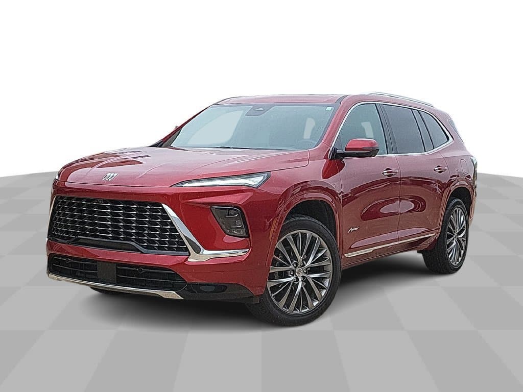 2025 Buick Enclave Avenir — photo 1 of 36