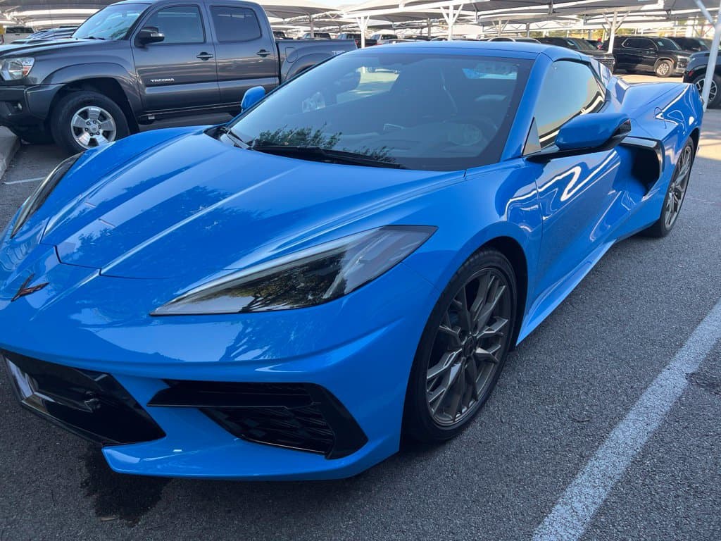 2023 Chevrolet Corvette Base — photo 1 of 15