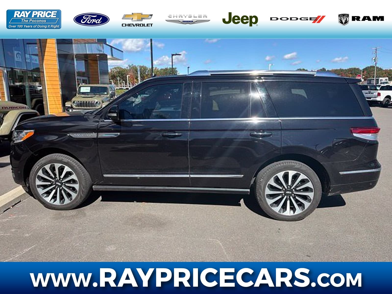 2024 Lincoln Navigator Reserve — photo 1 of 15
