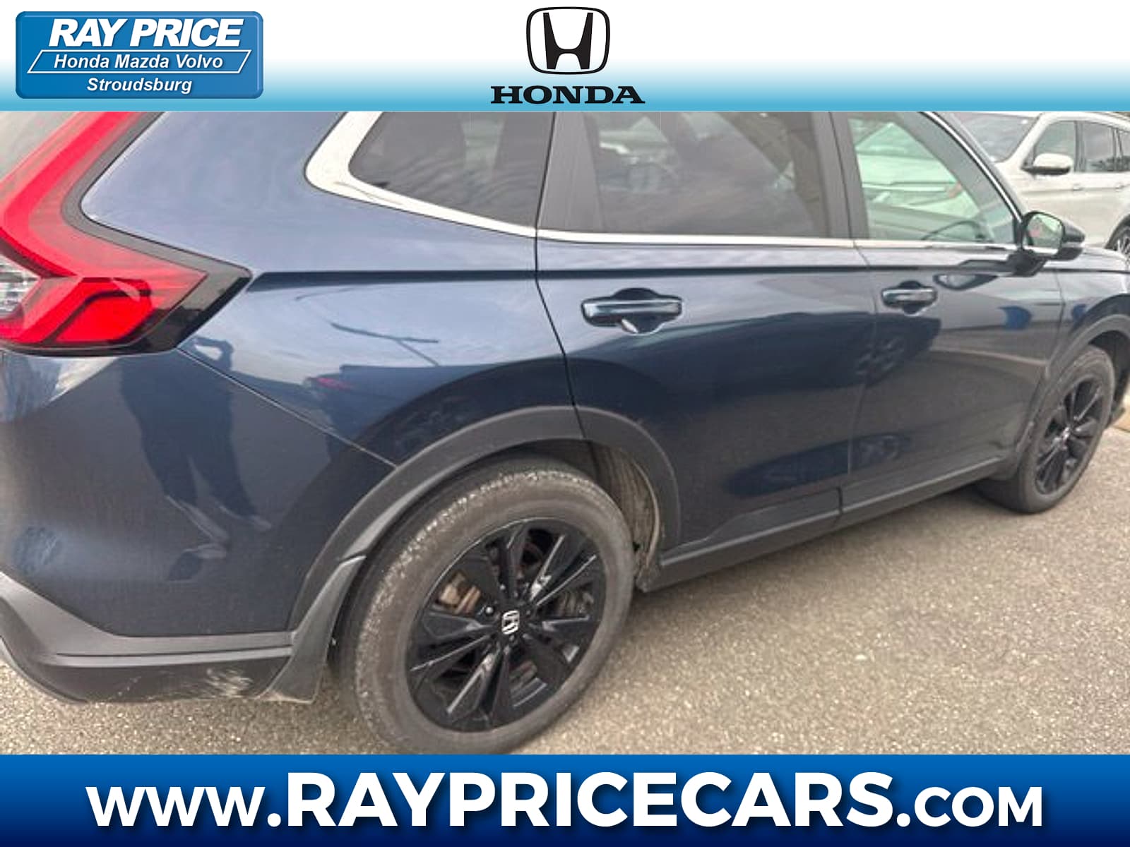 2024 Honda CR-V Hybrid Base — photo 1 of 3