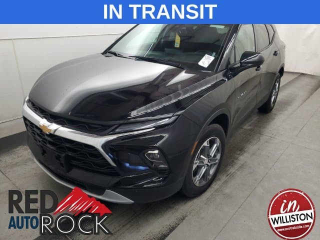2025 Chevrolet Blazer LT — photo 1 of 12