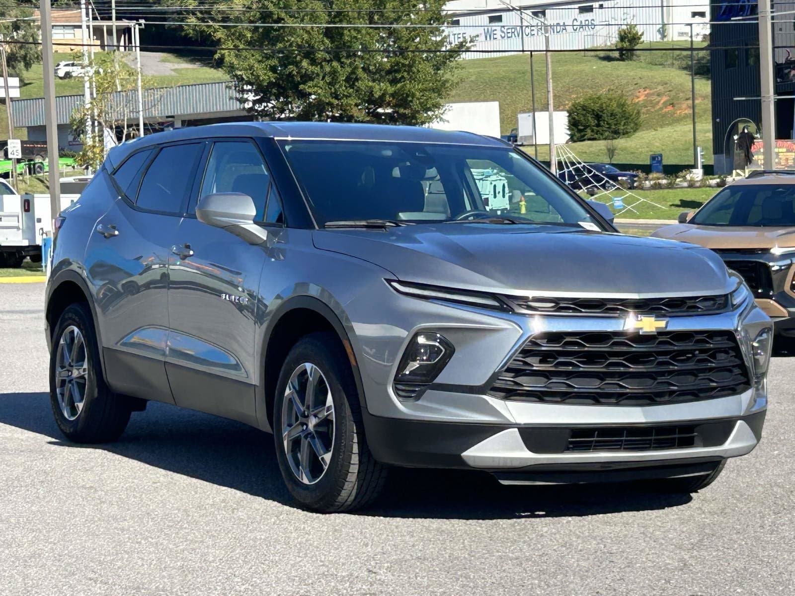 2025 Chevrolet Blazer 2LT — photo 1 of 25