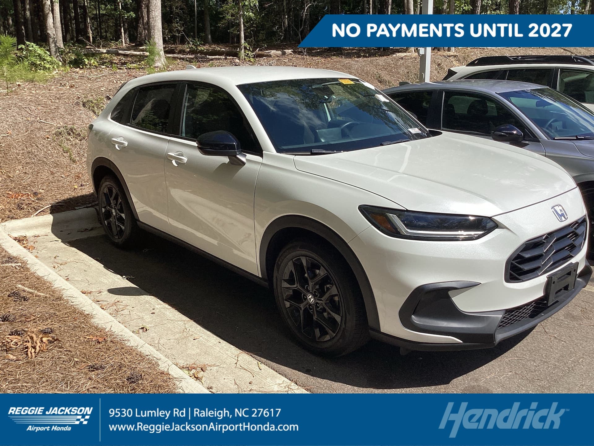 2024 Honda HR-V Base — photo 1 of 12