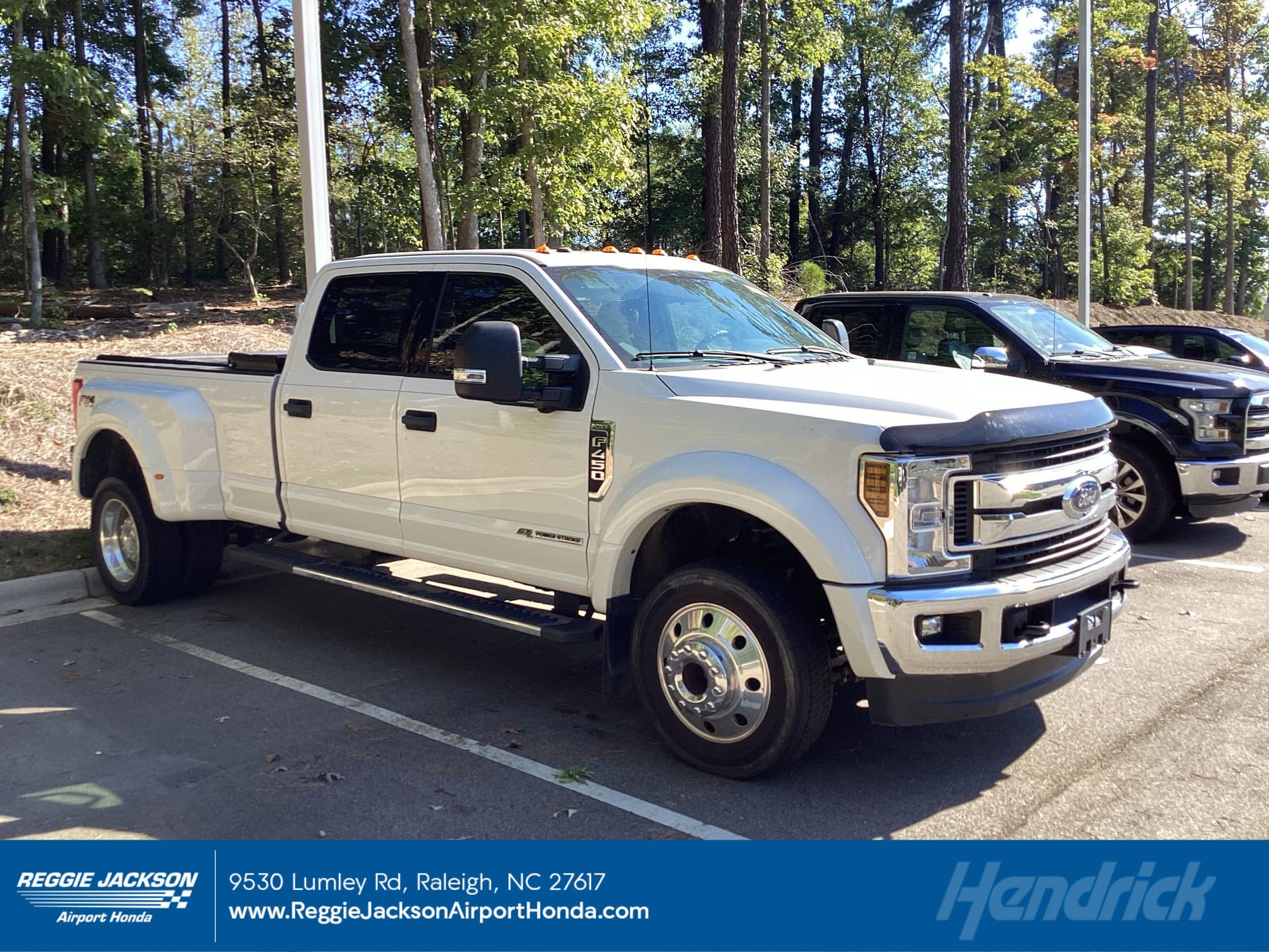 2019 Ford Super Duty F-450 DRW Base — photo 1 of 12