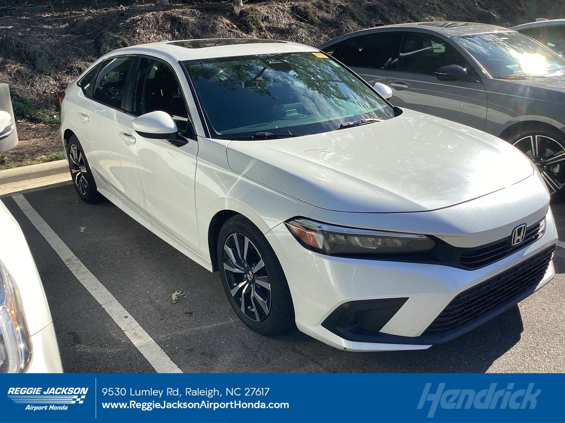 2022 Honda Civic Sedan EX — photo 1 of 12