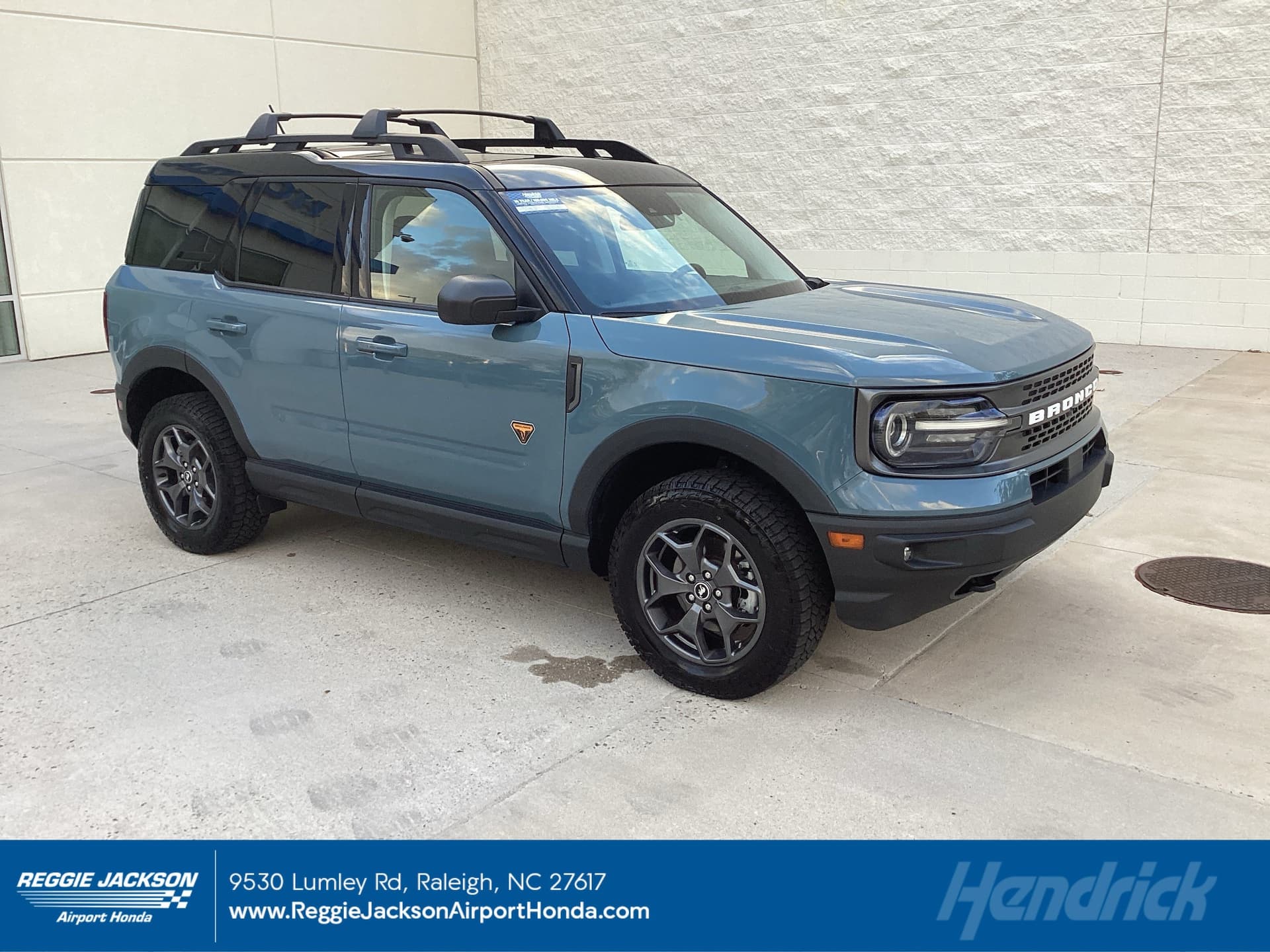 2022 Ford Bronco Sport Badlands — photo 1 of 37