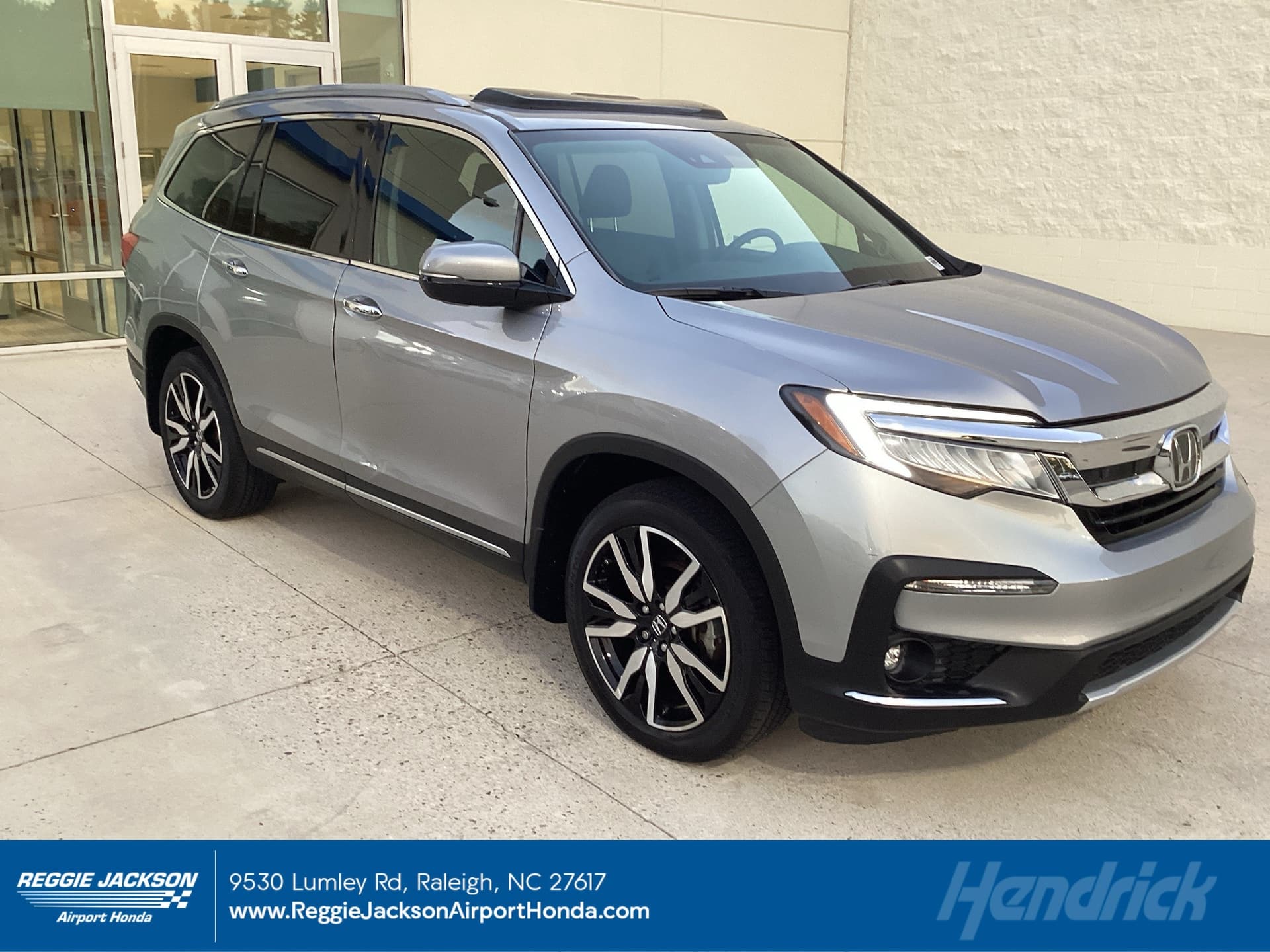 2021 Honda Pilot Elite — photo 1 of 36