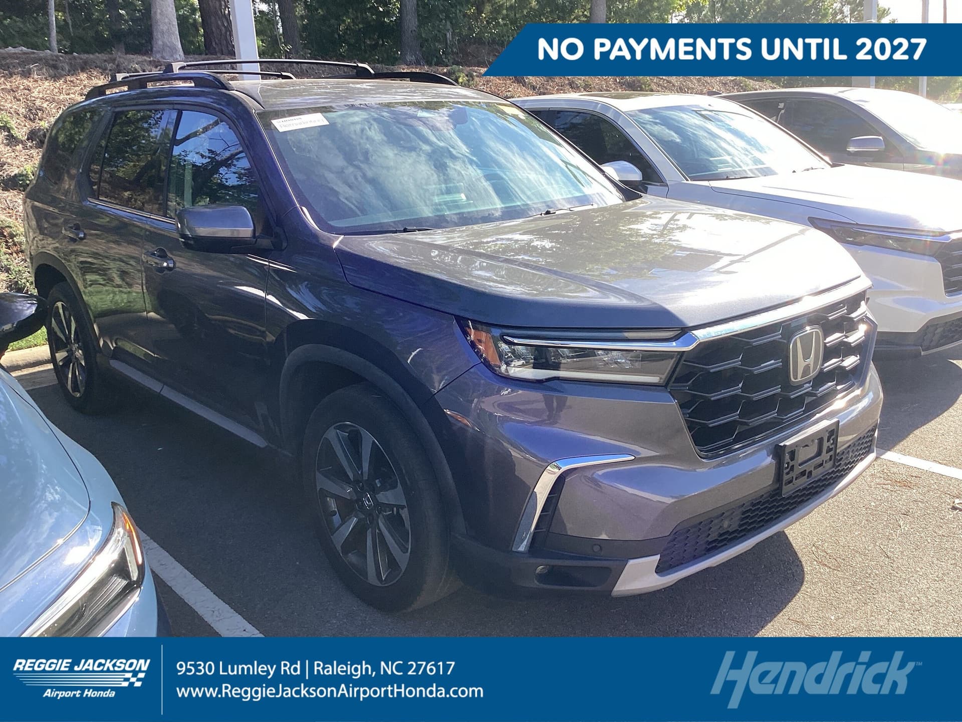 2024 Honda Pilot Touring — photo 1 of 12
