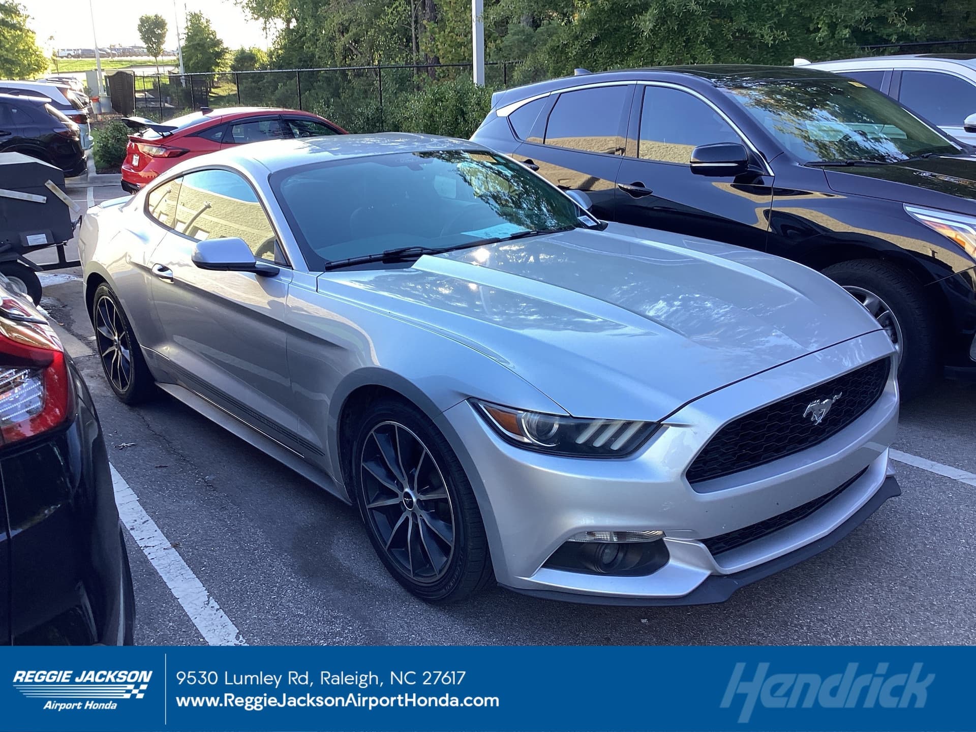 2017 Ford Mustang Base — photo 1 of 12