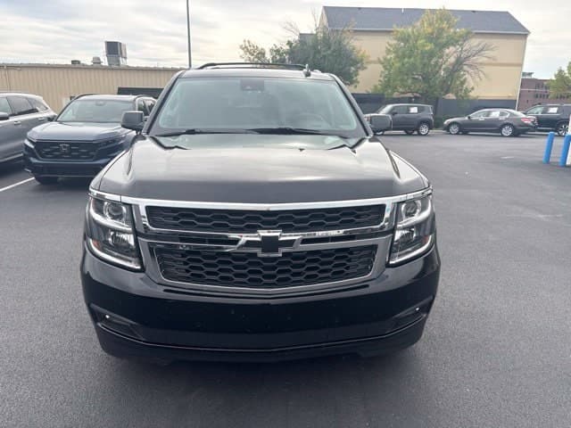 2020 Chevrolet Suburban LT — photo 1 of 15