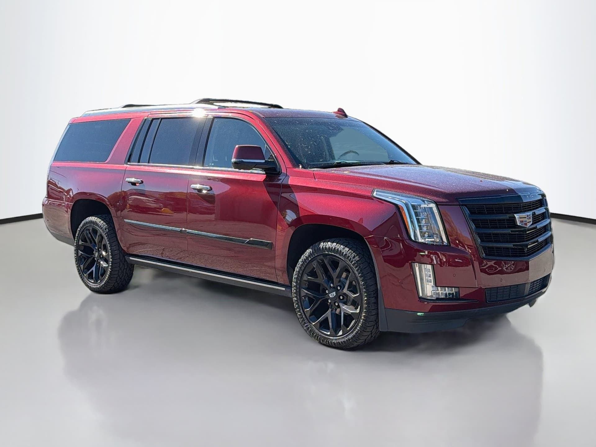 2019 Cadillac Escalade ESV Premium Luxury — photo 1 of 7