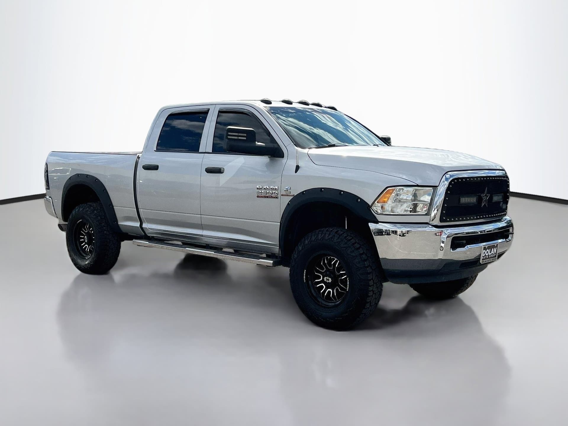 2018 RAM 2500 Tradesman — photo 1 of 35