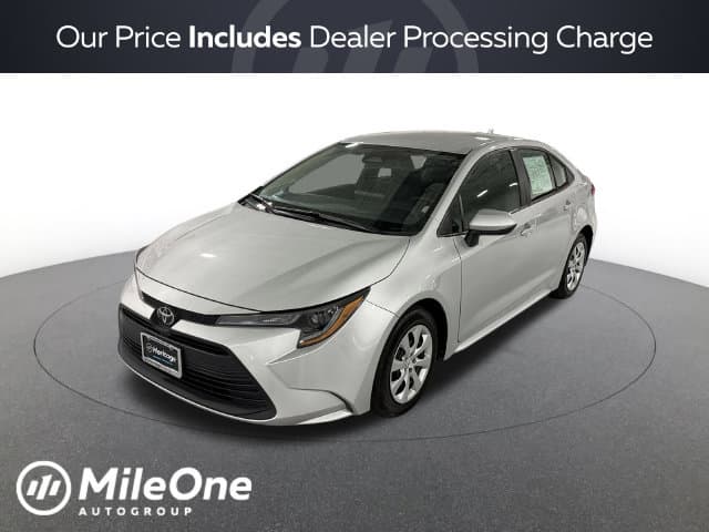 2025 Toyota Corolla LE — photo 1 of 23