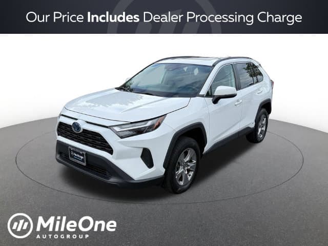 2024 Toyota RAV4 Base — photo 1 of 24