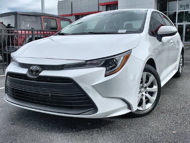 2026 Toyota Corolla LE — photo 1 of 69