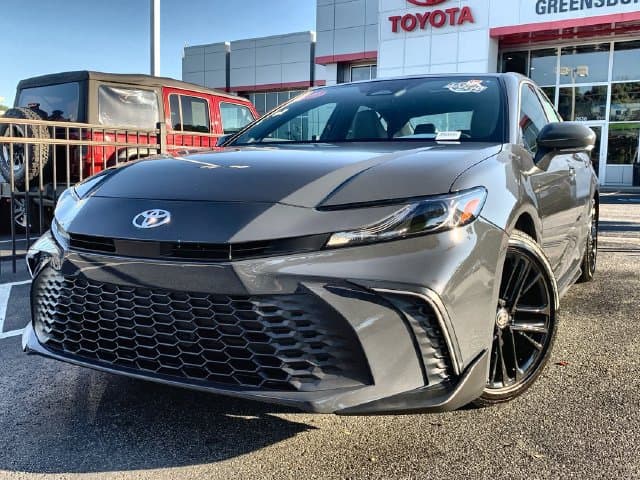 2026 Toyota Camry SE — photo 1 of 80