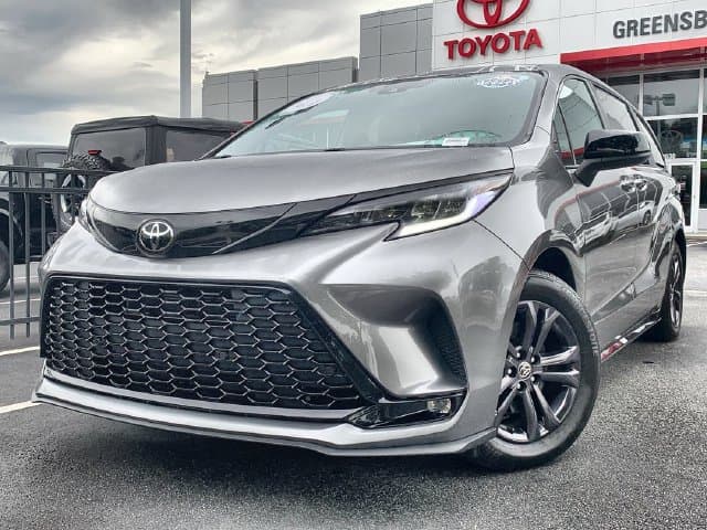 2026 Toyota Sienna XSE — photo 1 of 47