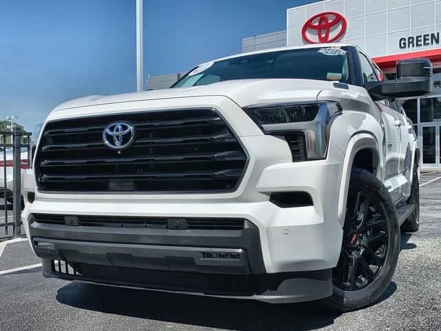 2023 Toyota Sequoia SR5 — photo 1 of 47