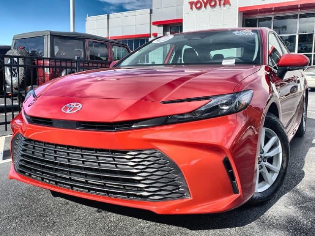 2026 Toyota Camry LE — photo 1 of 80