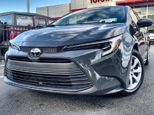 2026 Toyota Corolla Hybrid LE — photo 1 of 55